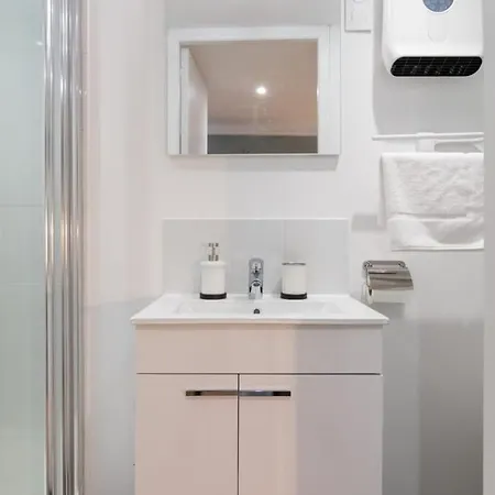 Hypercentre - Superb Design Studio! * Lille